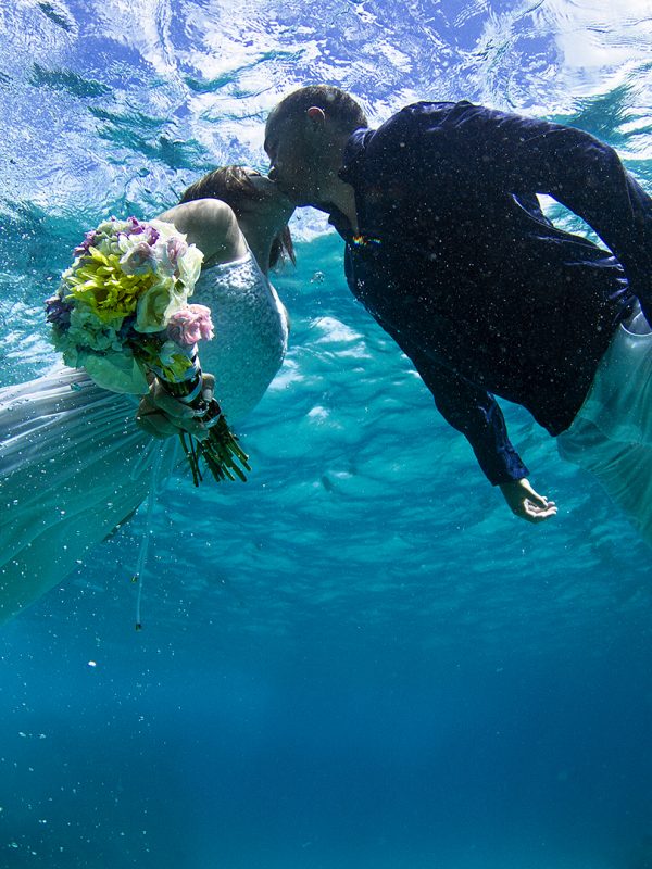 waimeabay_trash_dress_IMG_5158_1920x1080_